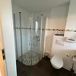 Skypension 3* Шёнефельд