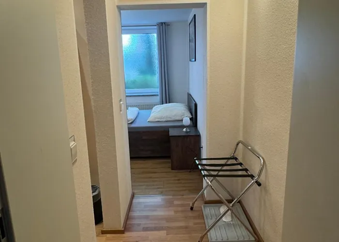 Skypension Pensión Schönefeld