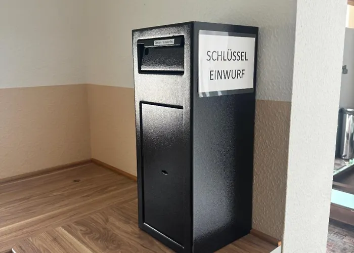 Skypension Pensión Schönefeld