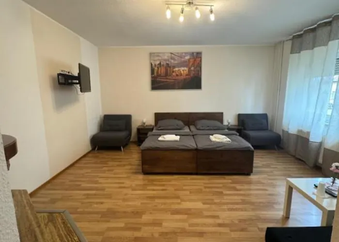 Skypension בית הארחה