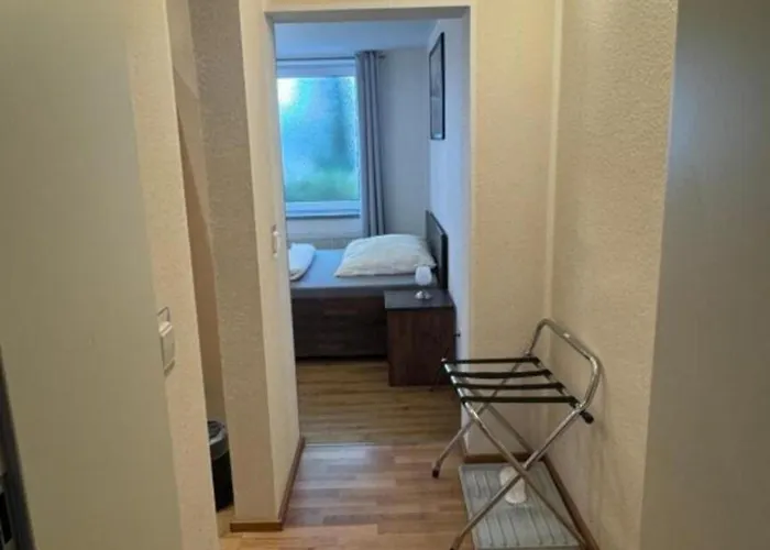 Skypension Schönefeld